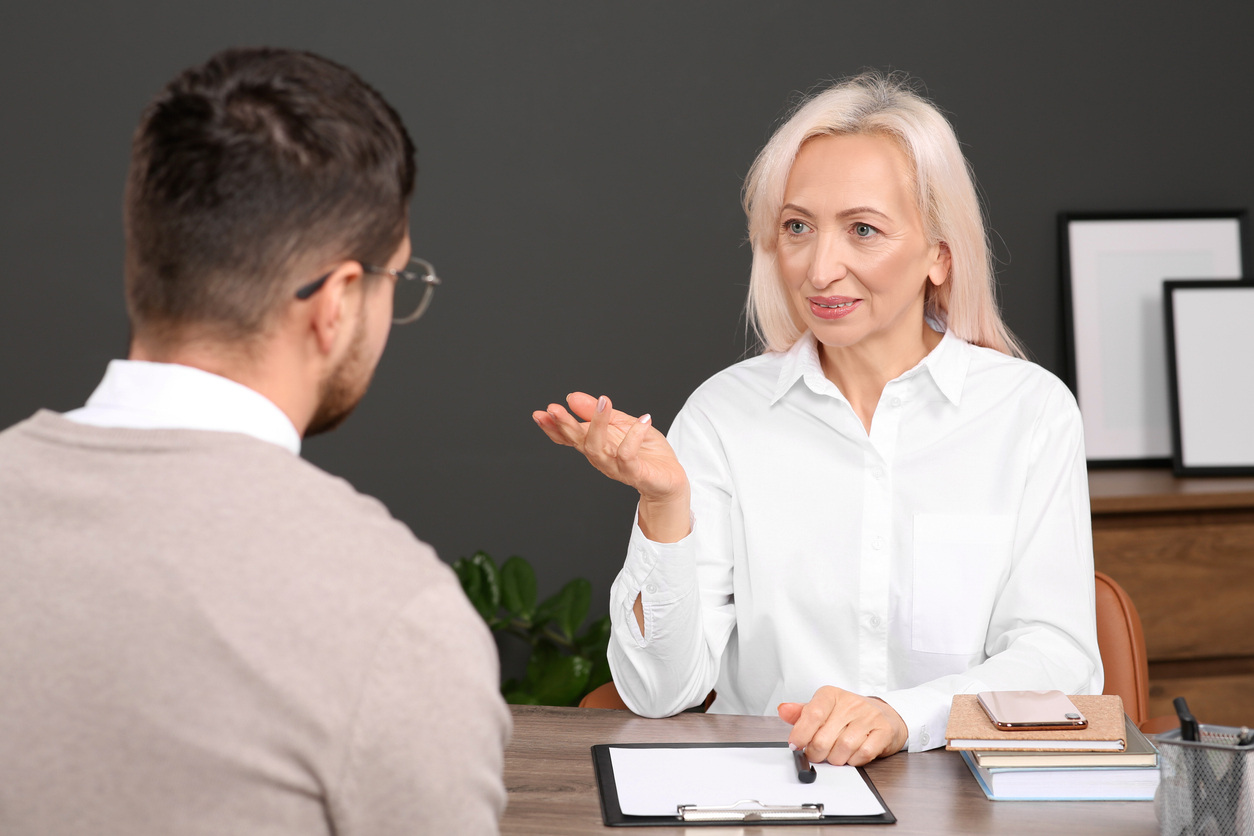 Leadership coach guiding a team member